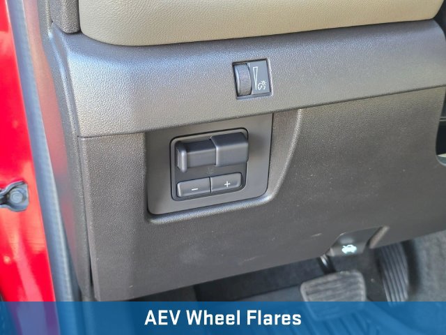 Used 2024 Chevrolet Colorado ZR2 w/ ZR2 Bison Edition AWD/4WD image 28