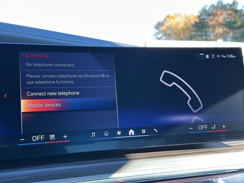 Used 2025 BMW 740i xDrive w/ Executive Package image 44