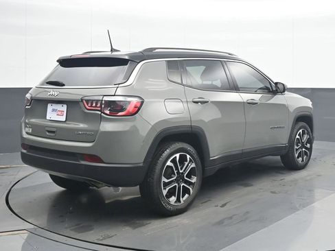Used 2022 Jeep Compass Limited image 6