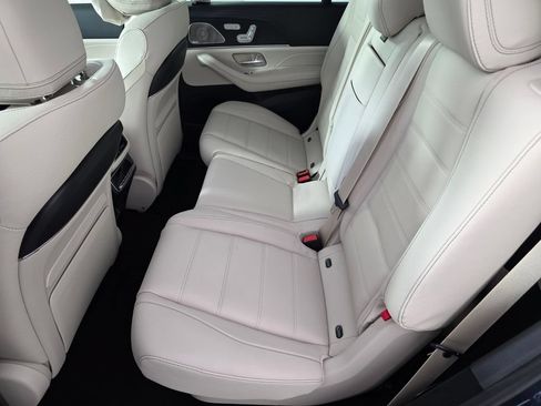 New 2026 Mercedes-Benz GLS 450 4MATIC image 11