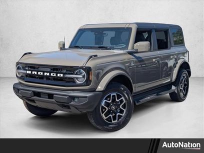 New 2025 Ford Bronco Outer Banks