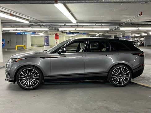 Used 2018 Land Rover Range Rover Velar R-Dynamic HSE image 31
