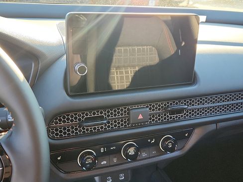 New 2026 Honda HR-V Sport image 11