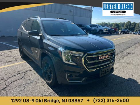 Certified 2024 GMC Terrain AT4 AWD/4WD image 1