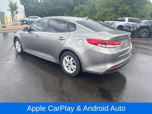 Used 2018 Kia Optima LX FWD image 2