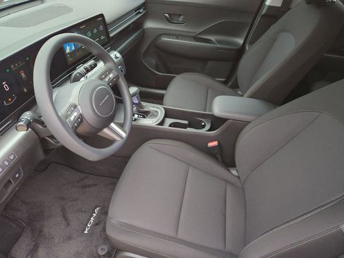 New 2026 Hyundai Kona SE FWD image 9