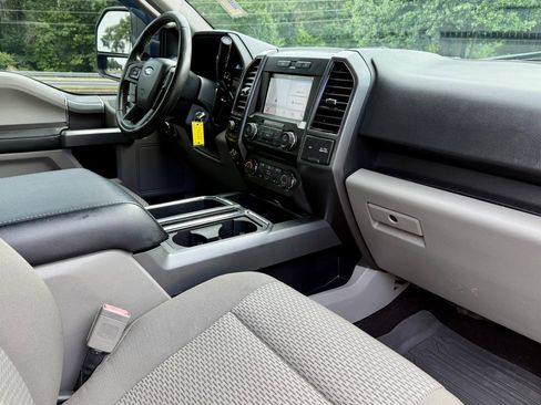 Used 2018 Ford F150 XLT w/ Equipment Group 302A Luxury AWD/4WD image 15