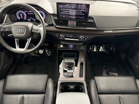 Used 2023 Audi Q5 2.0T Premium Plus w/ Premium Plus Package AWD/4WD image 12