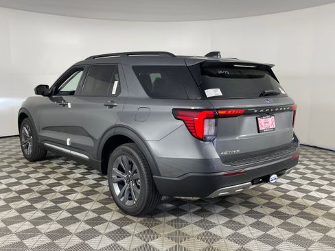 New 2025 Ford Explorer Active w/ Active Comfort Package image 5