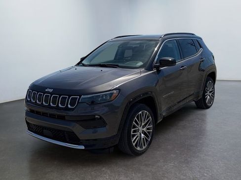 Used 2022 Jeep Compass Limited w/ Elite Group AWD/4WD image 1