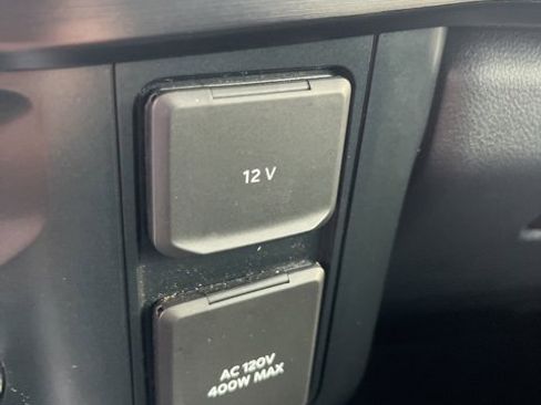 Used 2023 Ford F250 Lariat w/ Chrome Package image 26