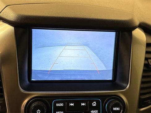 Used 2018 Chevrolet Suburban Premier image 29