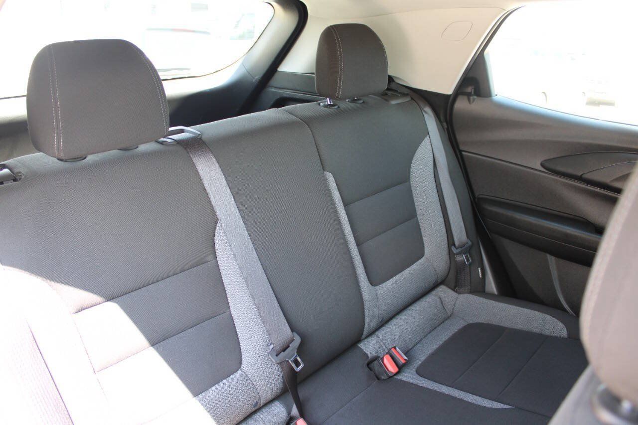Used 2021 Chevrolet TrailBlazer LS FWD image 11
