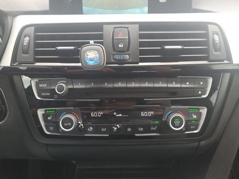 Used 2016 BMW 428i xDrive Convertible AWD/4WD image 28