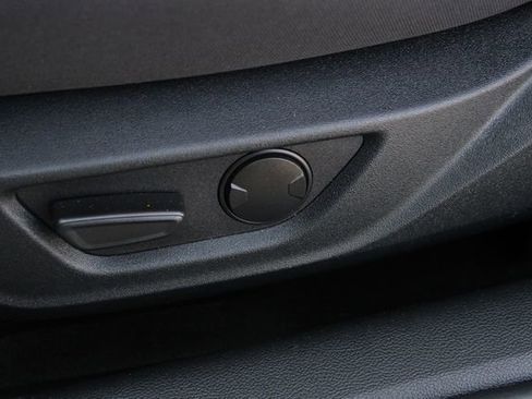 Used 2022 Ford Mustang Coupe w/ Equipment Group 101A image 3