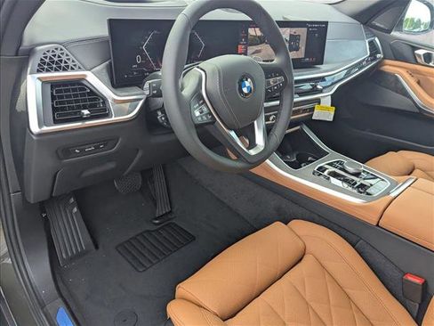 New 2026 BMW X5 sDrive40i image 3