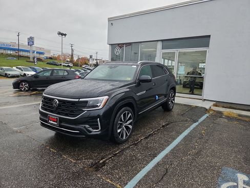 New 2026 Volkswagen Atlas Cross Sport SEL Premium R-Line AWD/4WD image 3
