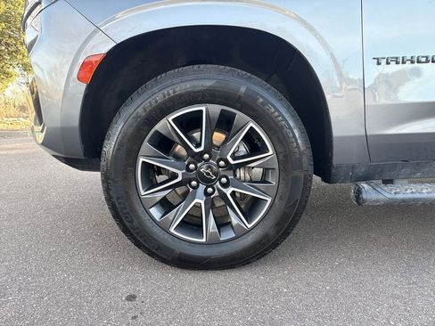 Used 2022 Chevrolet Tahoe Z71 image 36