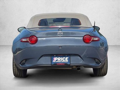 Used 2020 MAZDA MX-5 Miata Grand Touring RWD image 7