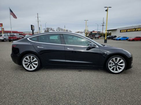 Used 2018 Tesla Model 3 Long Range AWD/4WD image 8