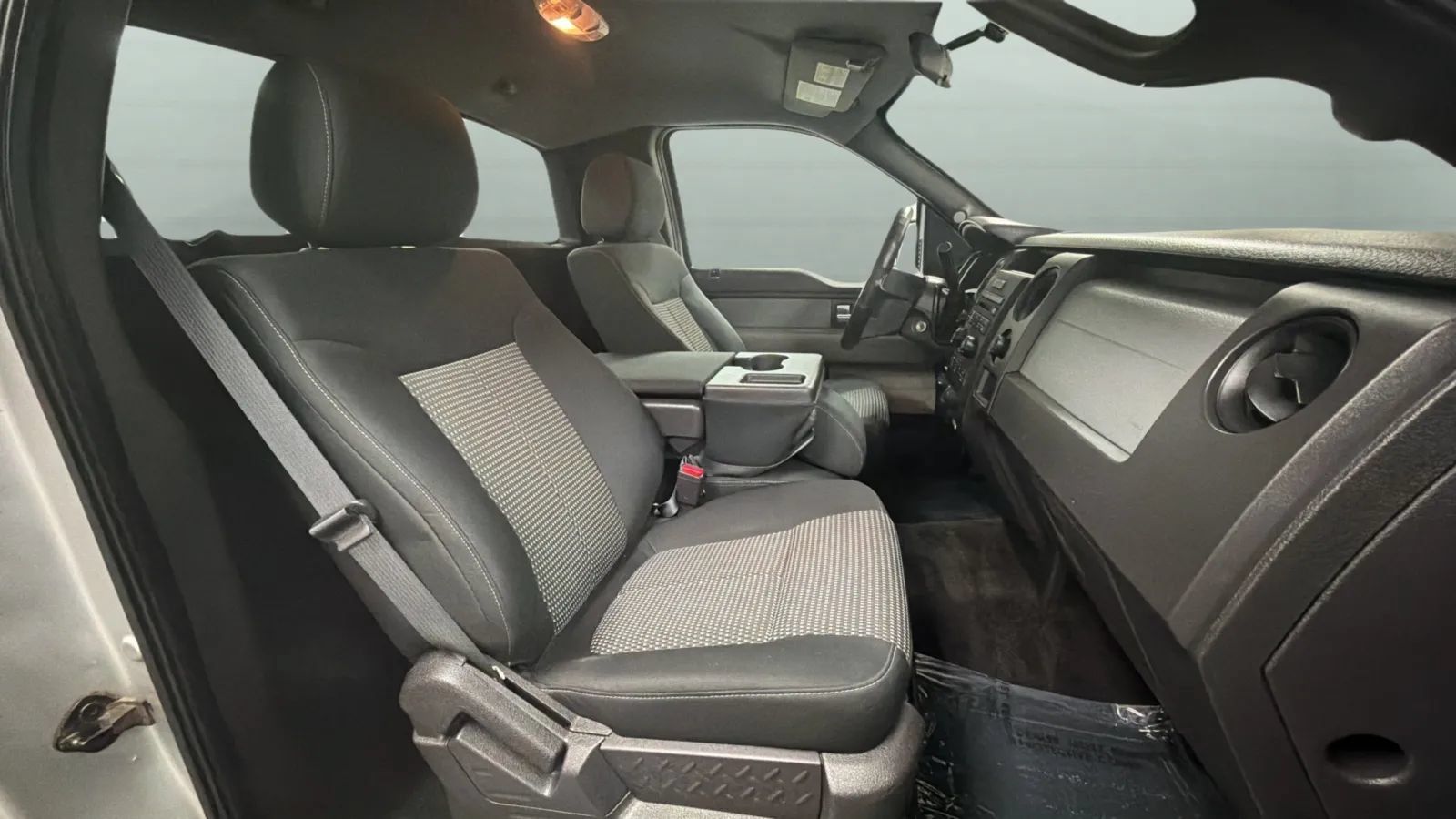 Used 2014 Ford F150 STX w/ Equipment Group 201A Mid AWD/4WD image 19