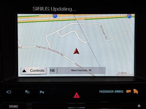 Used 2017 Ford Explorer Limited w/ Equipment Group 301A FWD image 17
