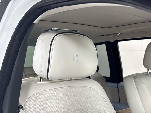 Used 2019 Rolls-Royce Cullinan image 26