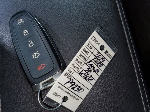 Used 2019 Ford Escape SE image 30