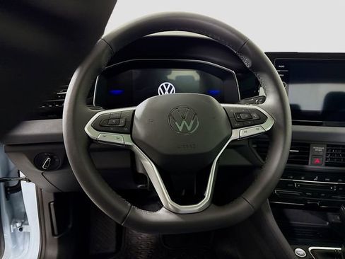 New 2026 Volkswagen Jetta SE image 12