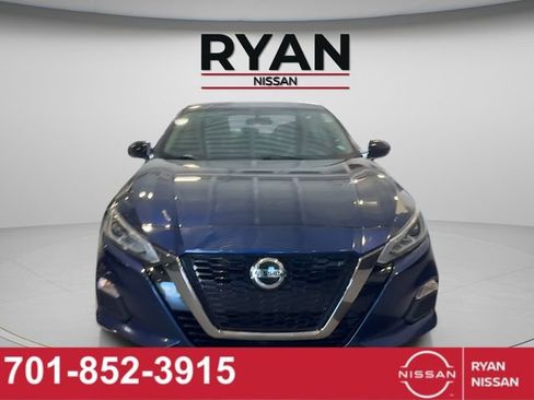 Certified 2019 Nissan Altima 2.5 SR AWD/4WD image 8