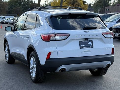 Used 2021 Ford Escape SE AWD/4WD image 9
