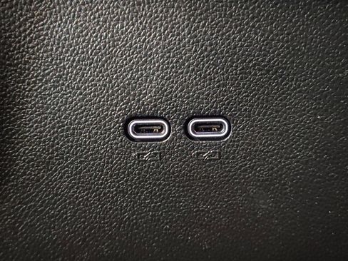 Used 2026 Chevrolet Equinox EV LT FWD image 31