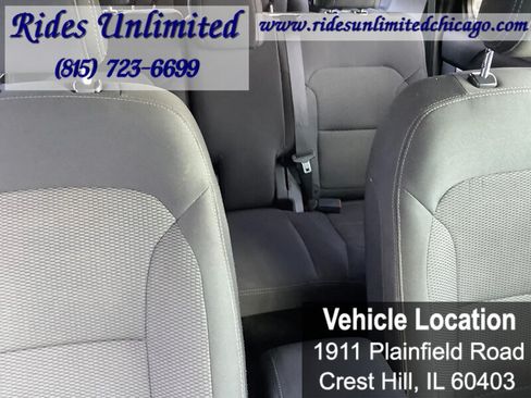 Used 2017 Ford Explorer XLT FWD image 38