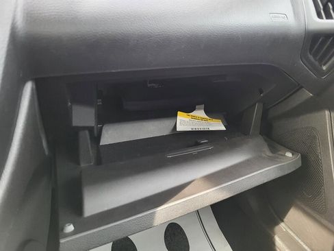 Used 2013 Ford Focus SE image 28