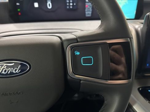 Used 2025 Ford Expedition Max Active image 29