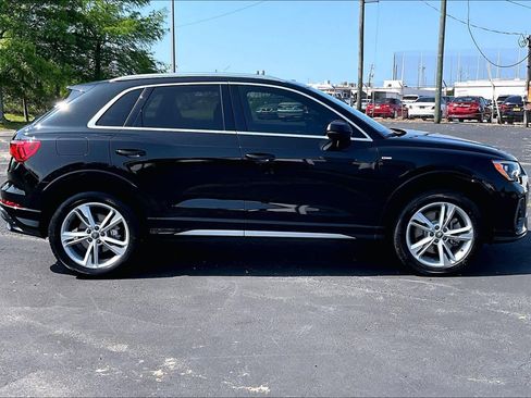 Used 2020 Audi Q3 2.0T Premium w/ Convenience Package AWD/4WD image 31