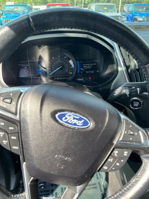 Used 2023 Ford Edge Titanium AWD/4WD image 13