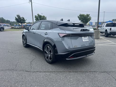 Certified 2024 Nissan Ariya AWD image 7
