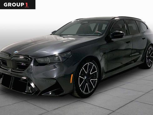 Used 2025 BMW M5 Touring w/ Executive Package AWD/4WD image 1