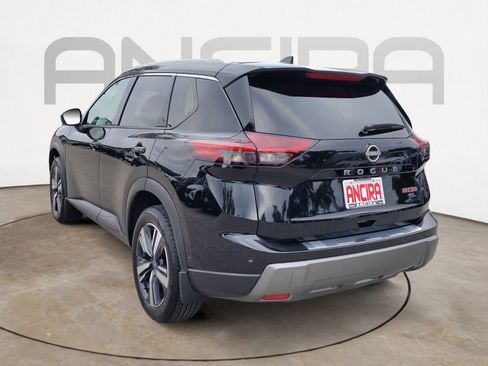 Certified 2024 Nissan Rogue SL w/ SL Premium Package FWD image 9