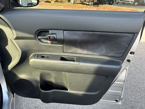 Used 2012 Scion xB image 32