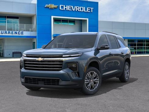 New 2026 Chevrolet Traverse LT image 6