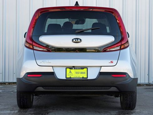 Used 2021 Kia Soul S image 10