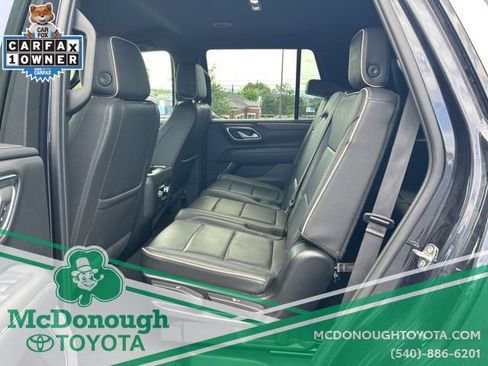 Used 2024 GMC Yukon SLT AWD/4WD image 11