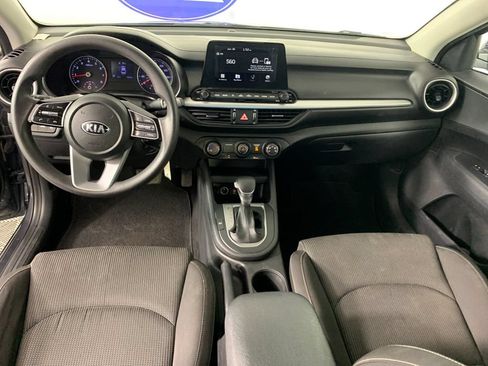 Used 2020 Kia Forte LXS FWD image 32