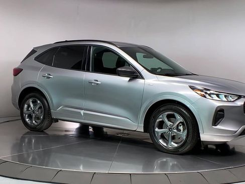 Used 2024 Ford Escape ST-Line w/ Equipment Group 301A image 2