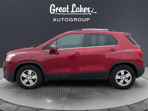 Used 2015 Chevrolet Trax LT w/ LT Plus Package image 2