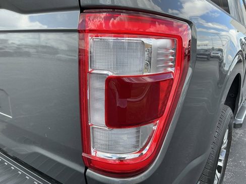 Used 2022 Ford F150 Lariat w/ Equipment Group 501A Mid image 18