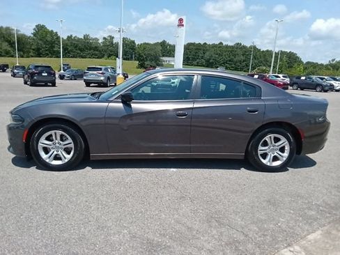 Used 2023 Dodge Charger SXT RWD image 6
