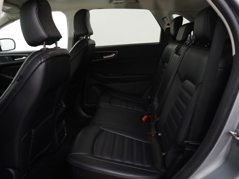 Used 2024 Ford Edge SEL image 18